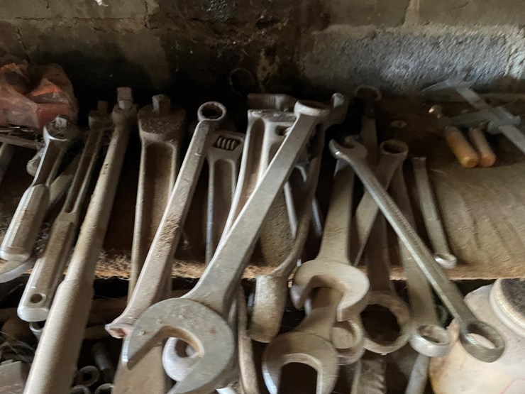 #3721-•-misc-tools-and-hardware-image-11