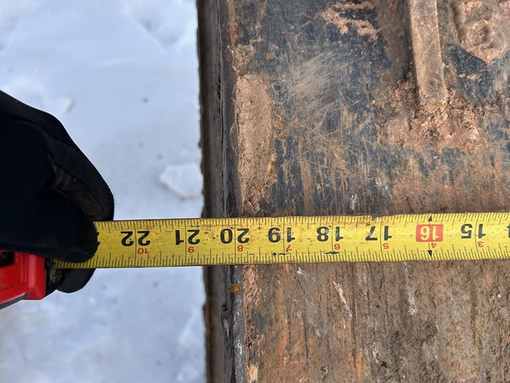 caterpillar-420d-image-85