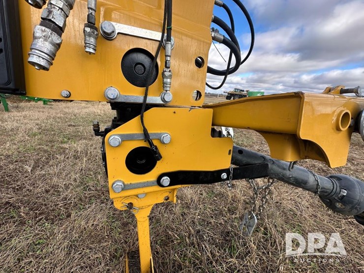 2023-vermeer-r2800-image-7