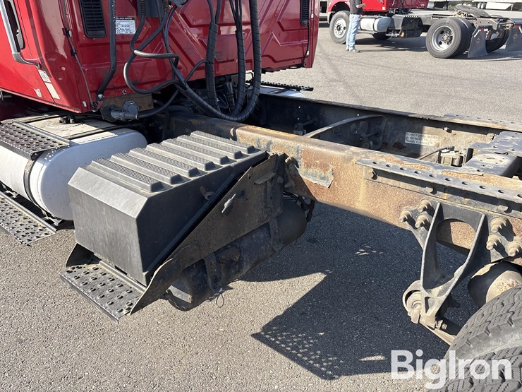 international-durastar-4400-image-18