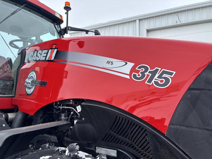 case-ih-magnum-315-image-17