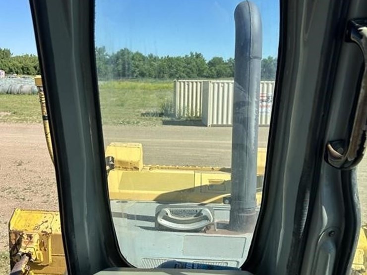 komatsu-d65ex-12-image-57