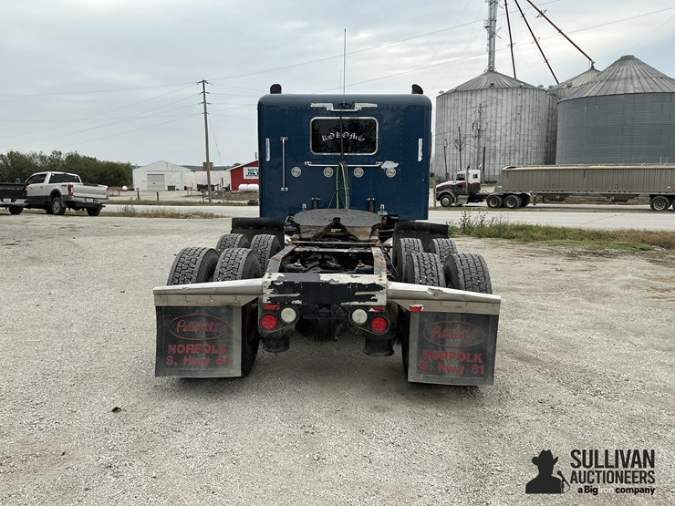 2013-peterbilt-386-image-6