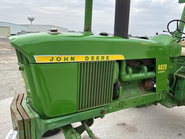 john-deere-4020-image-31