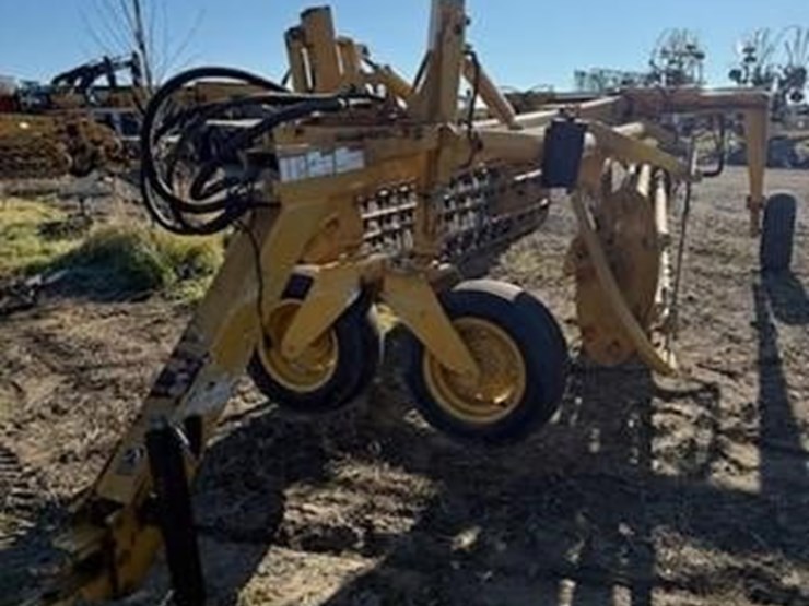 2013-vermeer-r2800-image-2