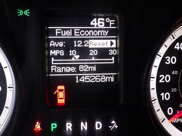 2014-dodge-3500-image-42