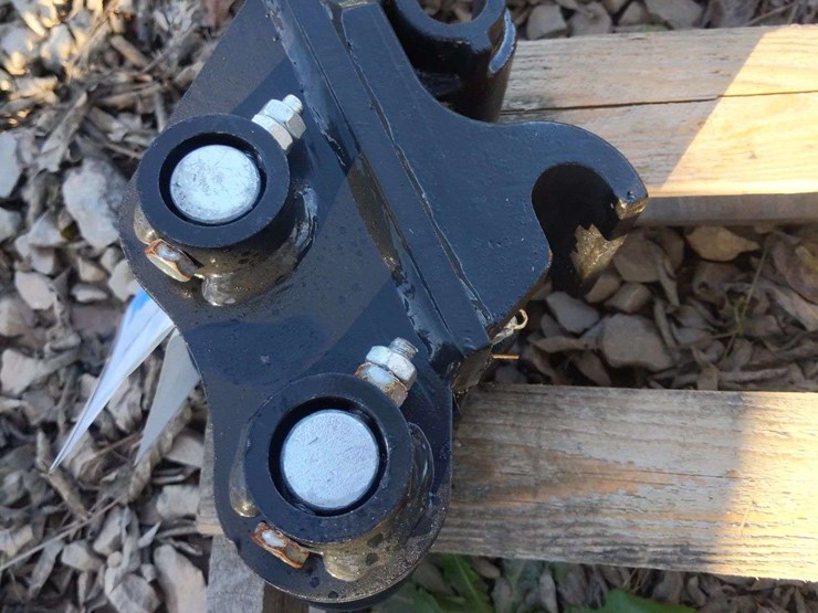 unused-tpm-mini-excavator-quick-hitch-image-2