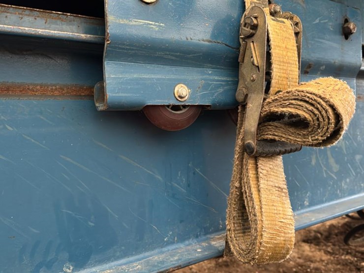 #166-•-2012-baker-dominator-stationary-bandmill-image-43