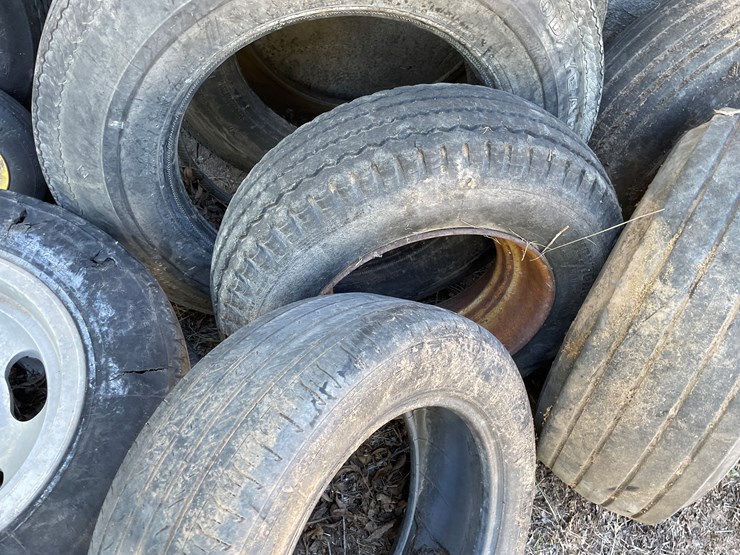 #3699-•-assortment-of-tires-and-wheels-image-13