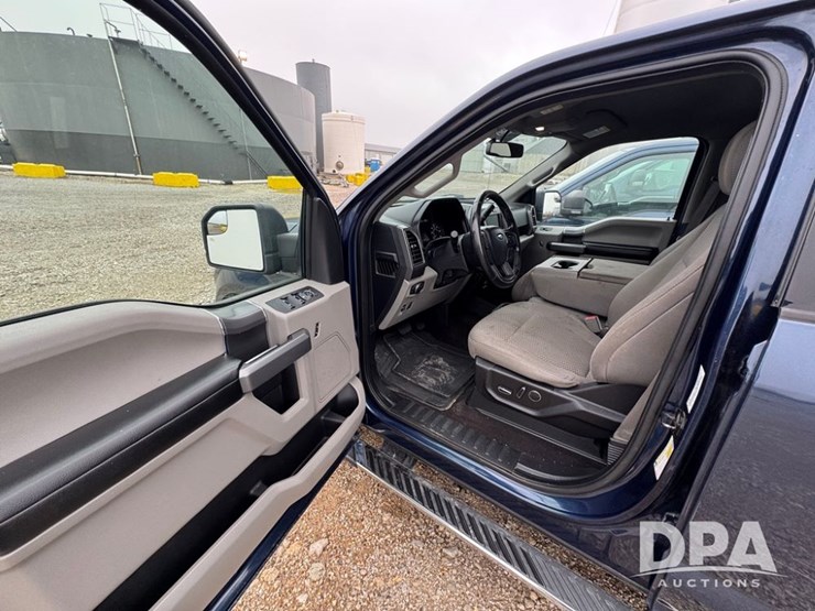 2018-ford-f150-xlt-image-8