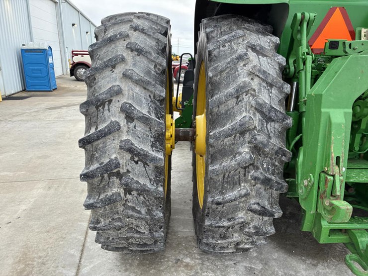 john-deere-8370r-image-58