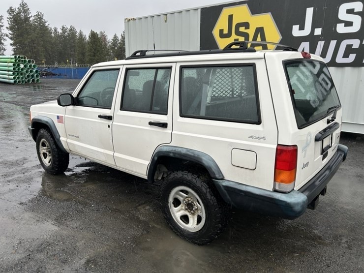 jeep-cherokee-image-3