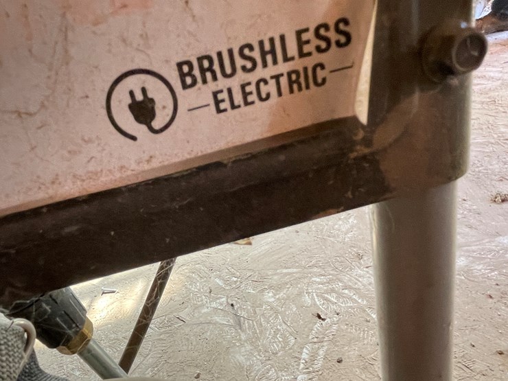 #3692-•-clean-machine-pressure-washer-image-3