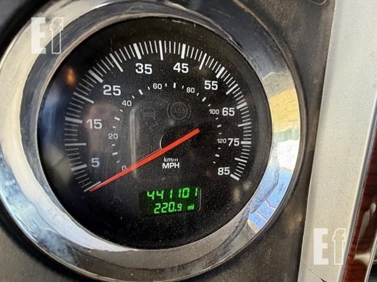 2008-kenworth-t800-image-30