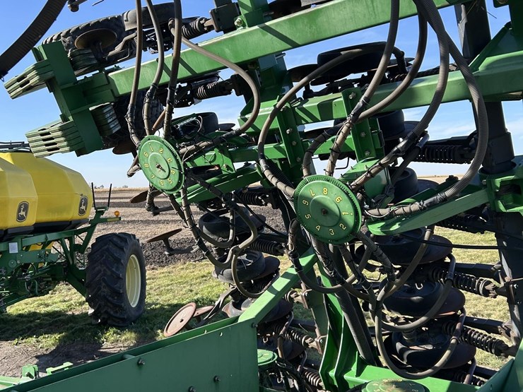 john-deere-1890-image-63