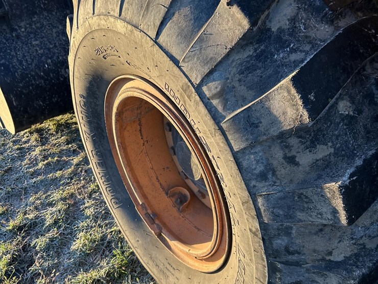 2014-case-721f-xr-image-27