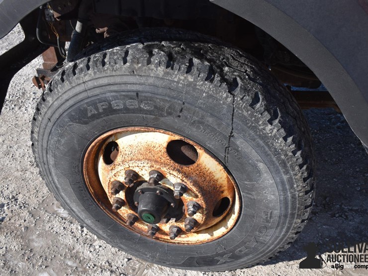 2009-international-7400-image-14