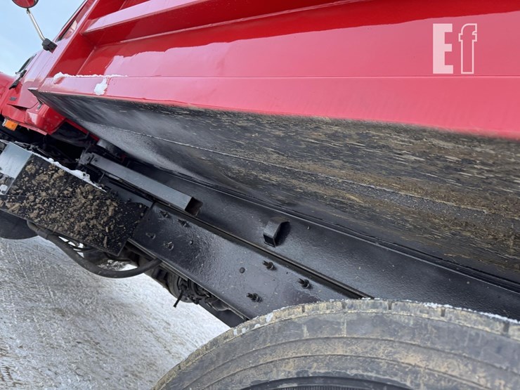 2004-mack-granite-cv713-image-20