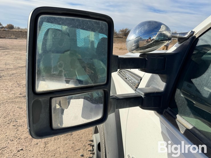 ford-f550-xlt-image-18