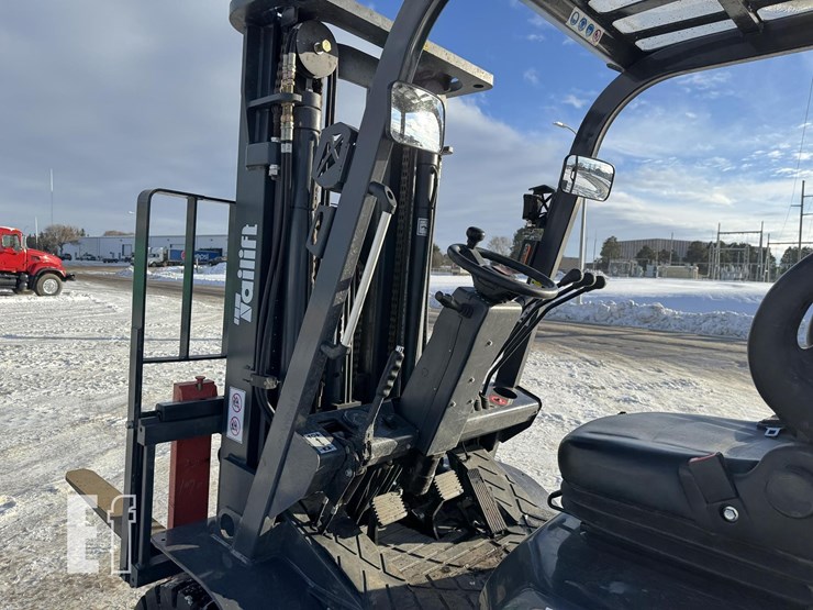 2024-tailift-pfg30-image-12