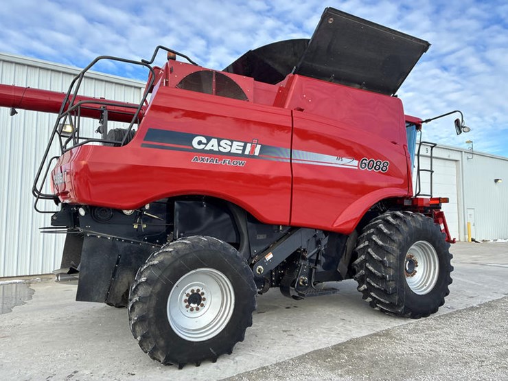 case-ih-6088-image-4