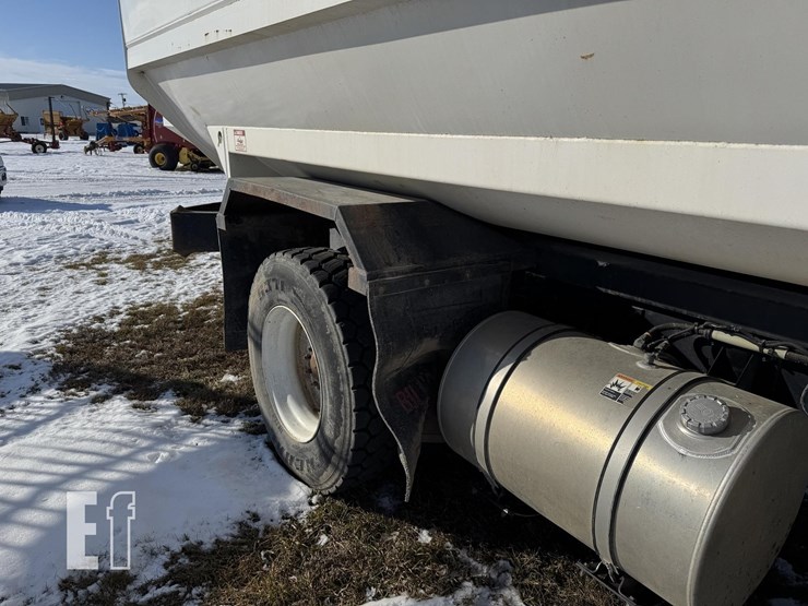 2014-kenworth-t370-image-106