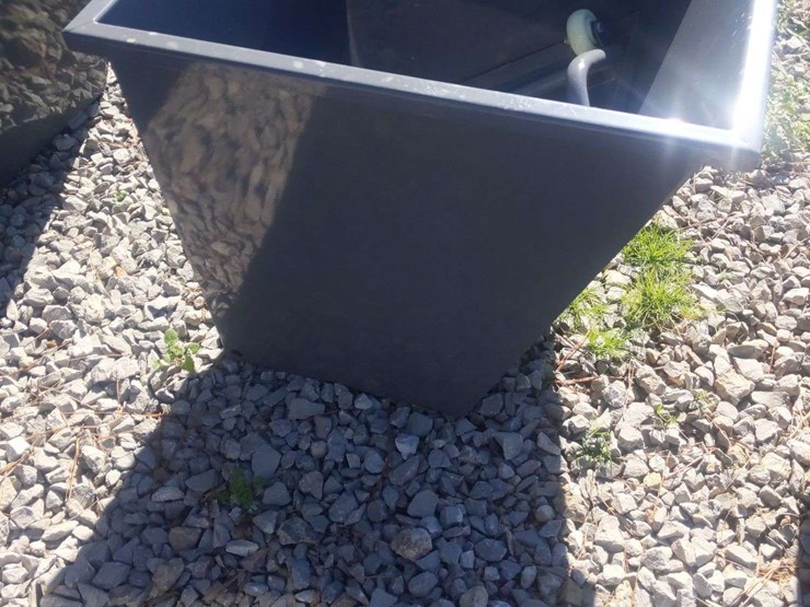 unused-dump-hopper-image-3