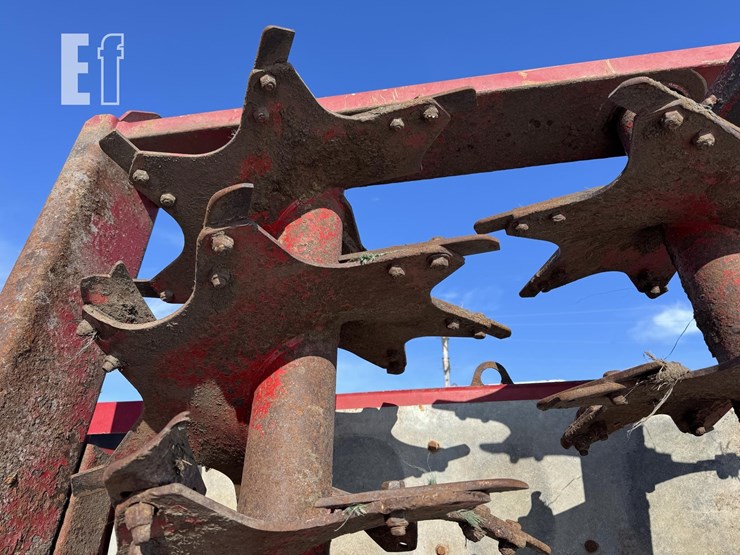 hagedorn-hydra-spread-extravert-5440-image-14