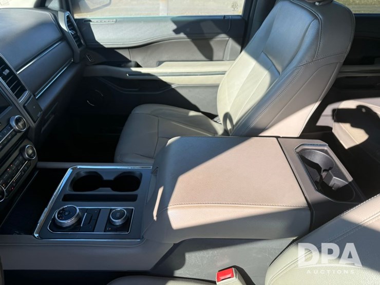 ford-expedition-image-16