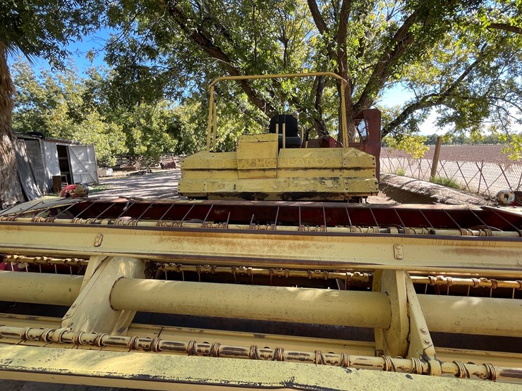 #3653-•-new-holland-swather-image-25