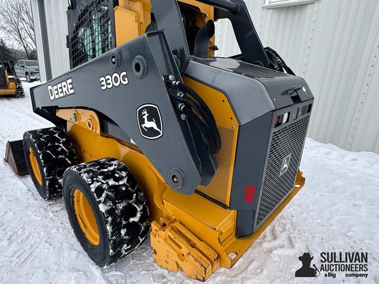 deere-330g-image-16