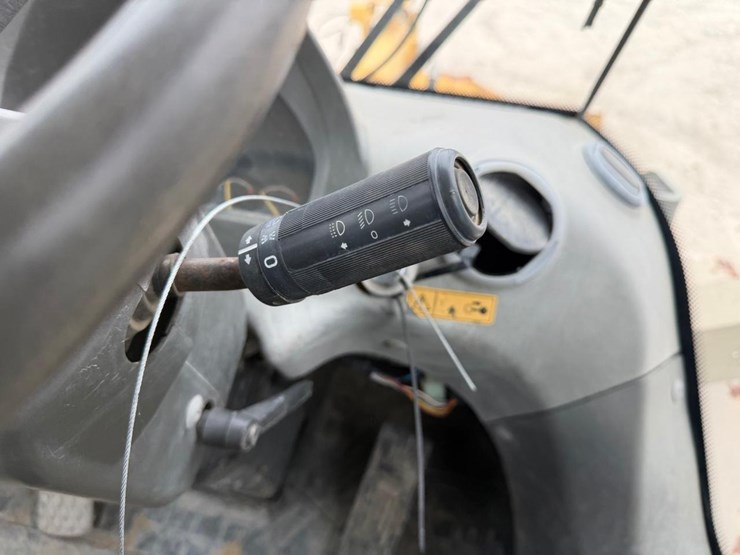 2016-sdlg-l938f-image-25