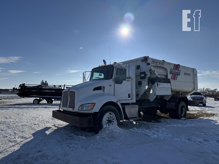 2014-kenworth-t370-image-1