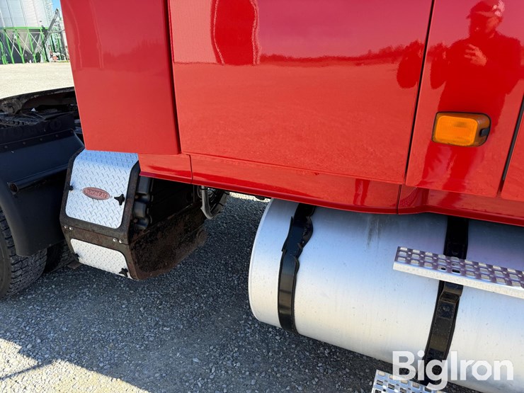 2007-volvo-vnl-t/a-sleeper-truck-tractor-image-14