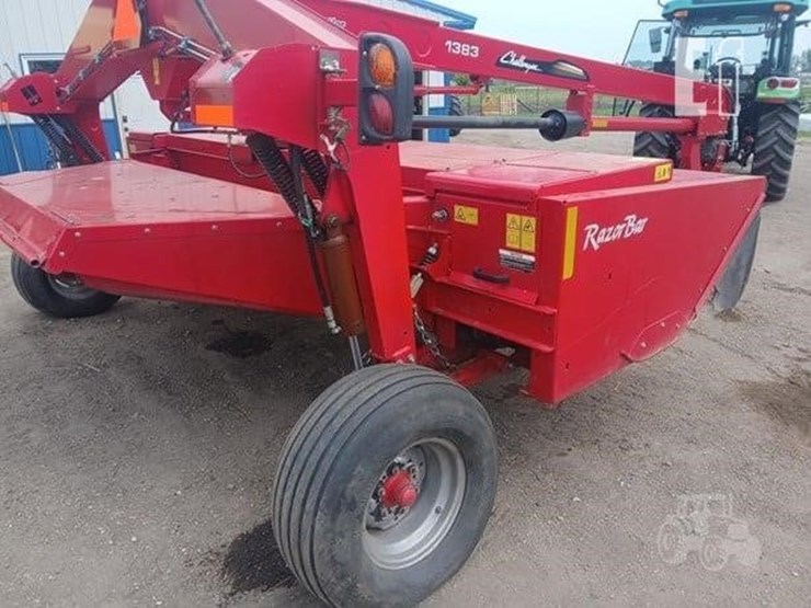 massey-ferguson-1383-image-2