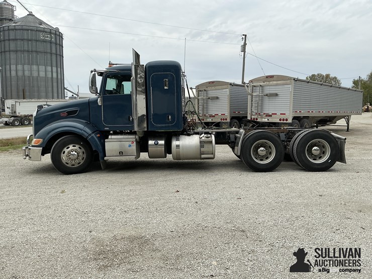 2013-peterbilt-386-image-8