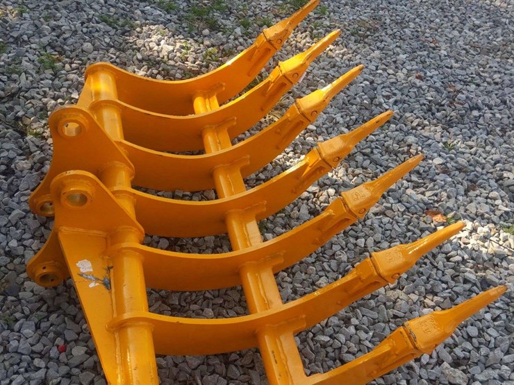 caterpillar-307-image-2