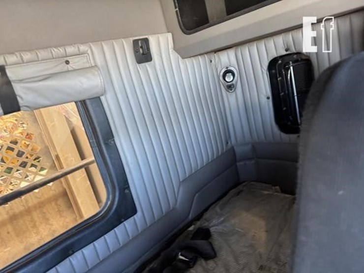 2008-kenworth-t800-image-95