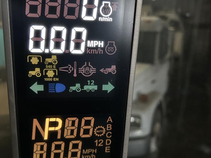 john-deere-7200r-image-9