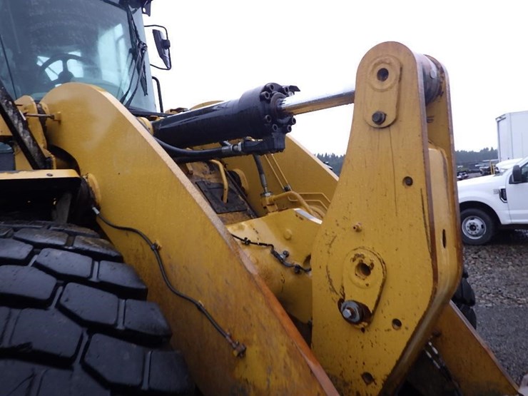 2017-caterpillar-950m-image-12