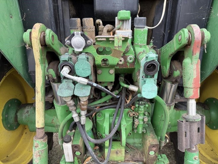 john-deere-6410-image-8
