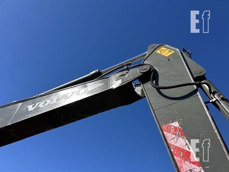 volvo-ec210c-lc-image-14