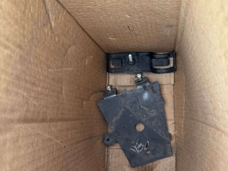 massey-ferguson-2170-image-9