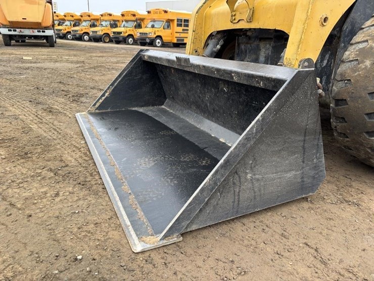 2006-caterpillar-246b-image-9