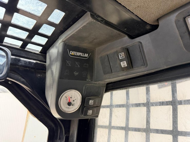 caterpillar-226b3-image-20