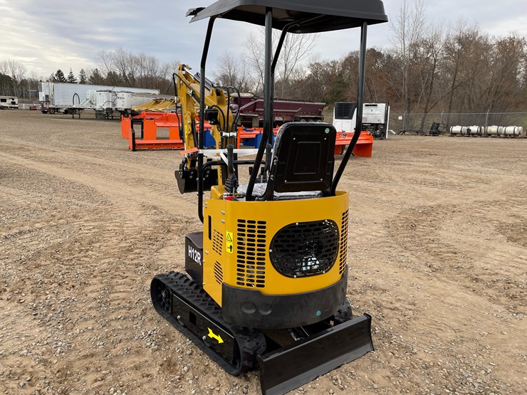 #9230-•-2025-unused-cfg-mini-excavator-image-2