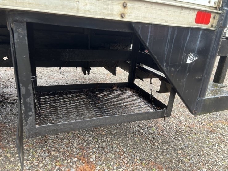 2003-ford-e350-sd-image-16