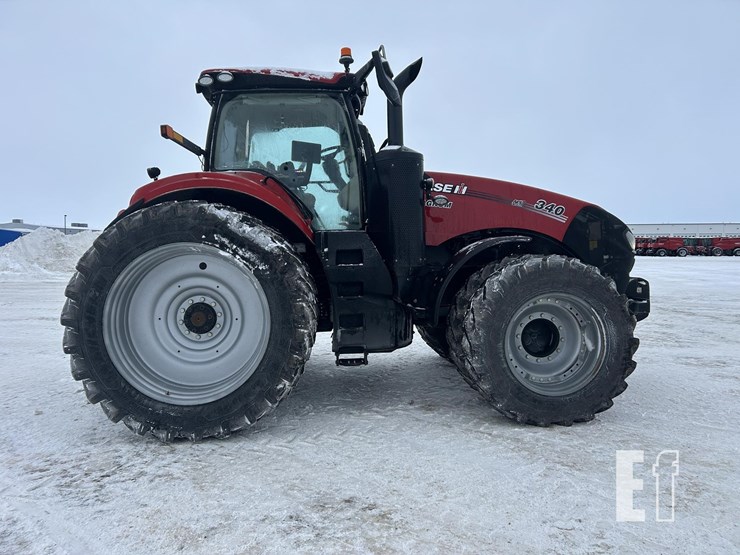 2022-case-ih-magnum-340-image-4