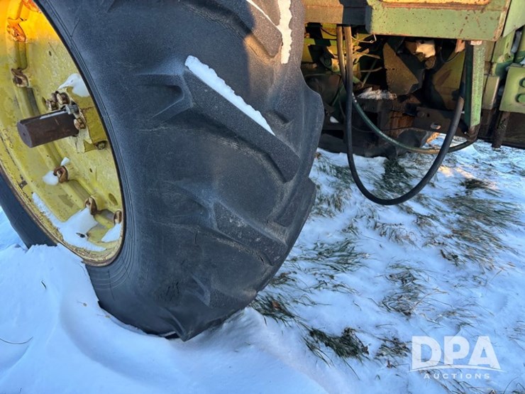 john-deere-4020-image-25