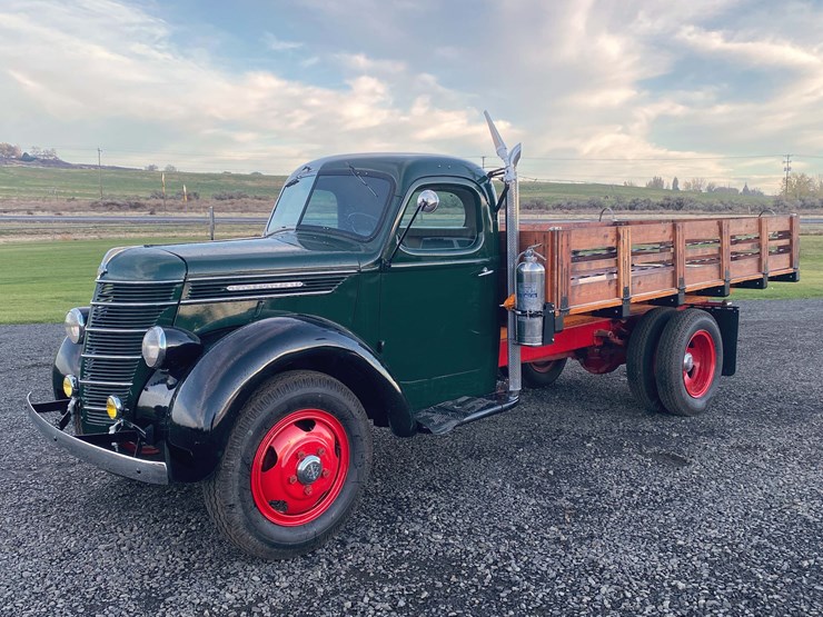 1940-international-d5-30-image-1